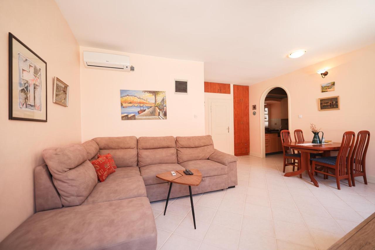 Two Bedroom Apartment In City Center Igor Zadar Extérieur photo