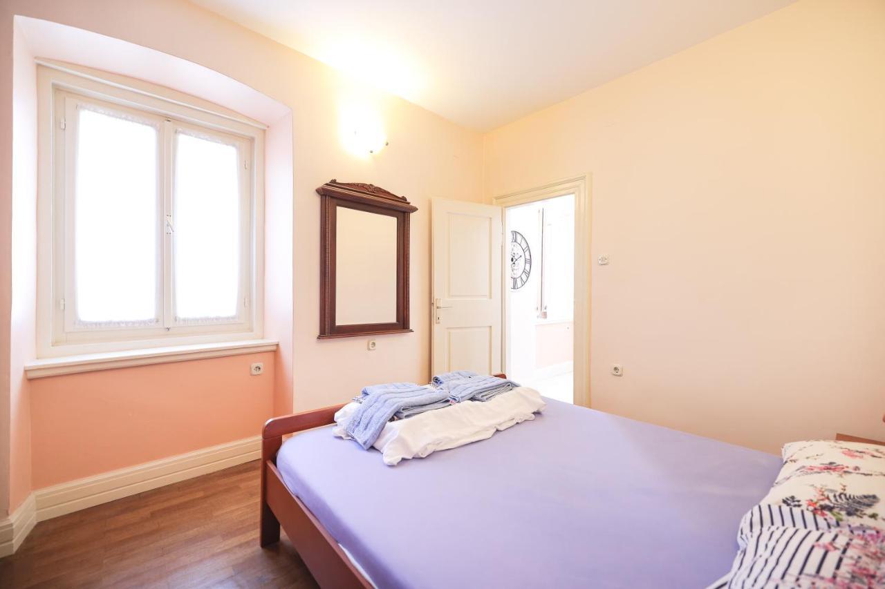 Two Bedroom Apartment In City Center Igor Zadar Extérieur photo